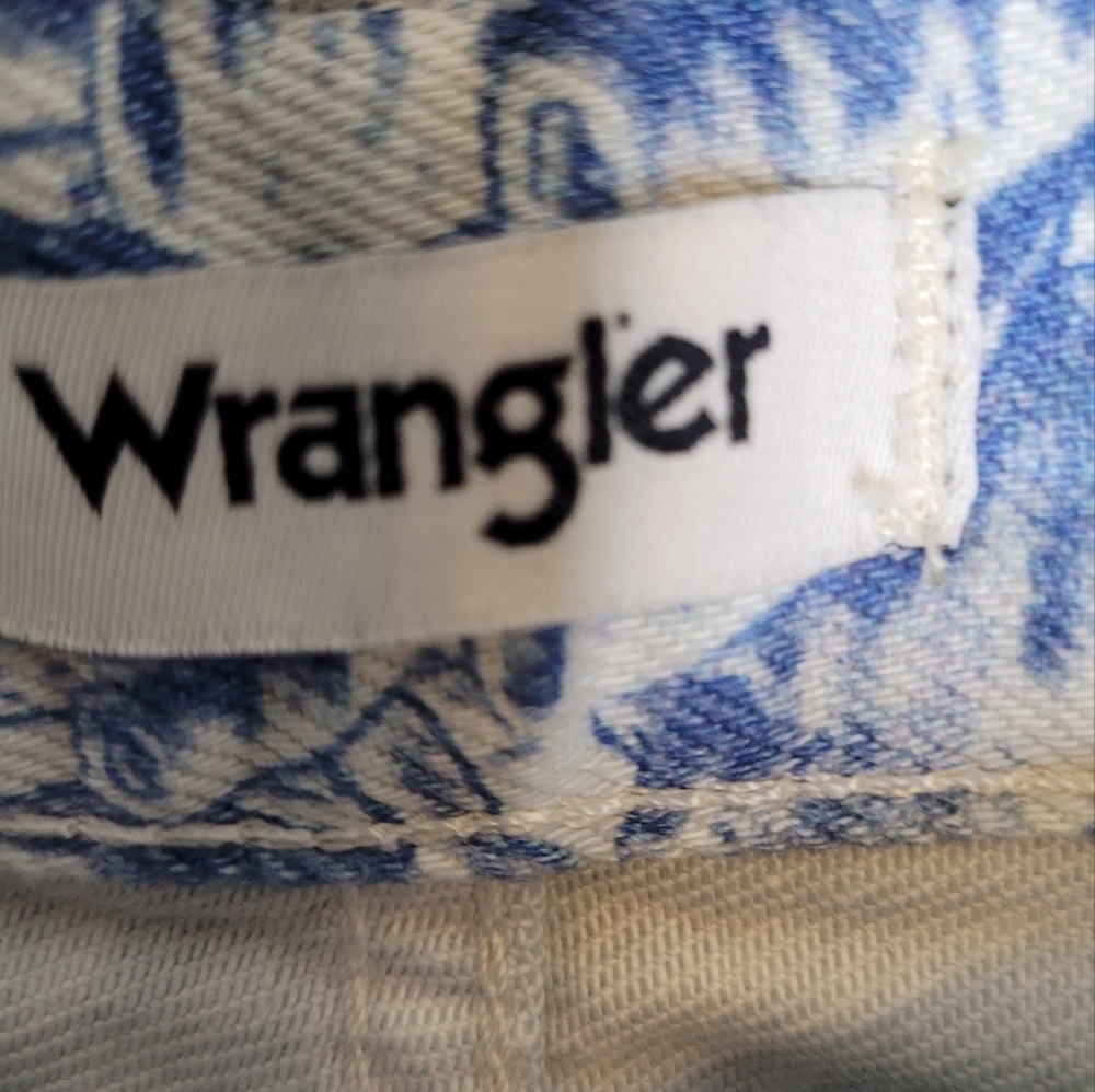 Wrangler High Rise Wanderer FLARE JEAN IN SAILING SEVEN SEAS Nautical Print - Picture 10 of 15